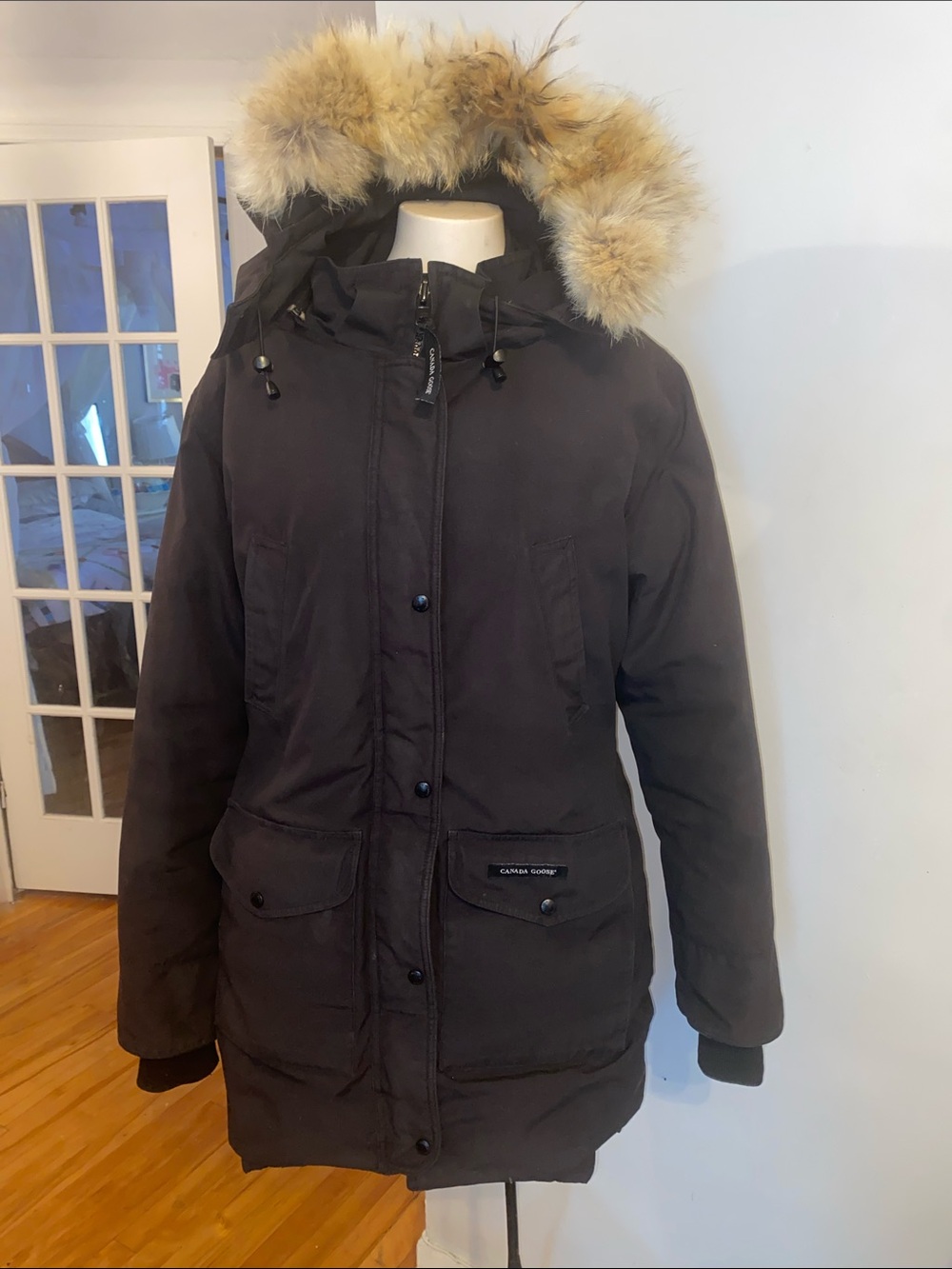 Canada Goose womens Parka down jacket size XL